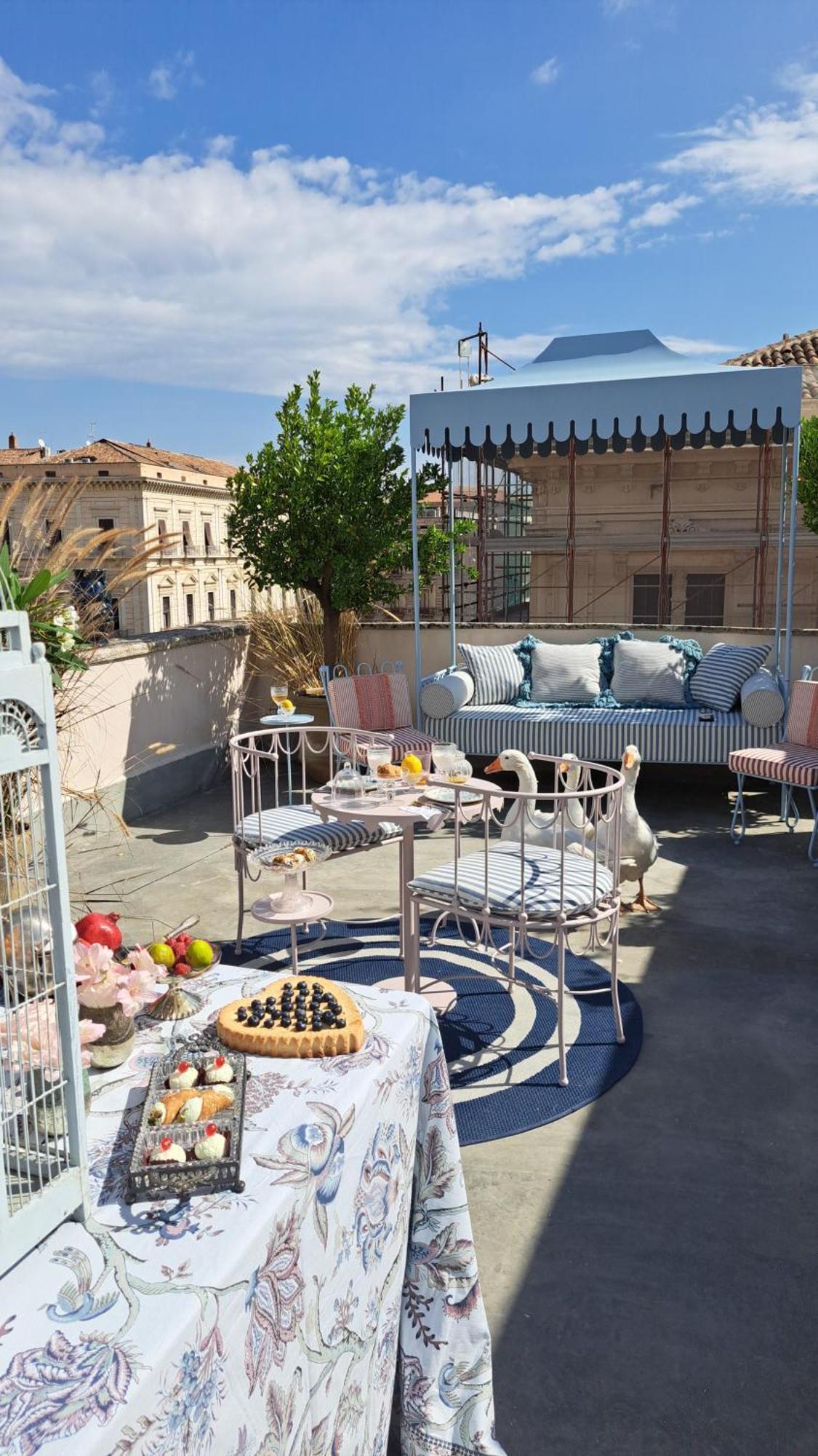 Elle Dimora Di Sicilia Hotel คาตาเนีย ภายนอก รูปภาพ